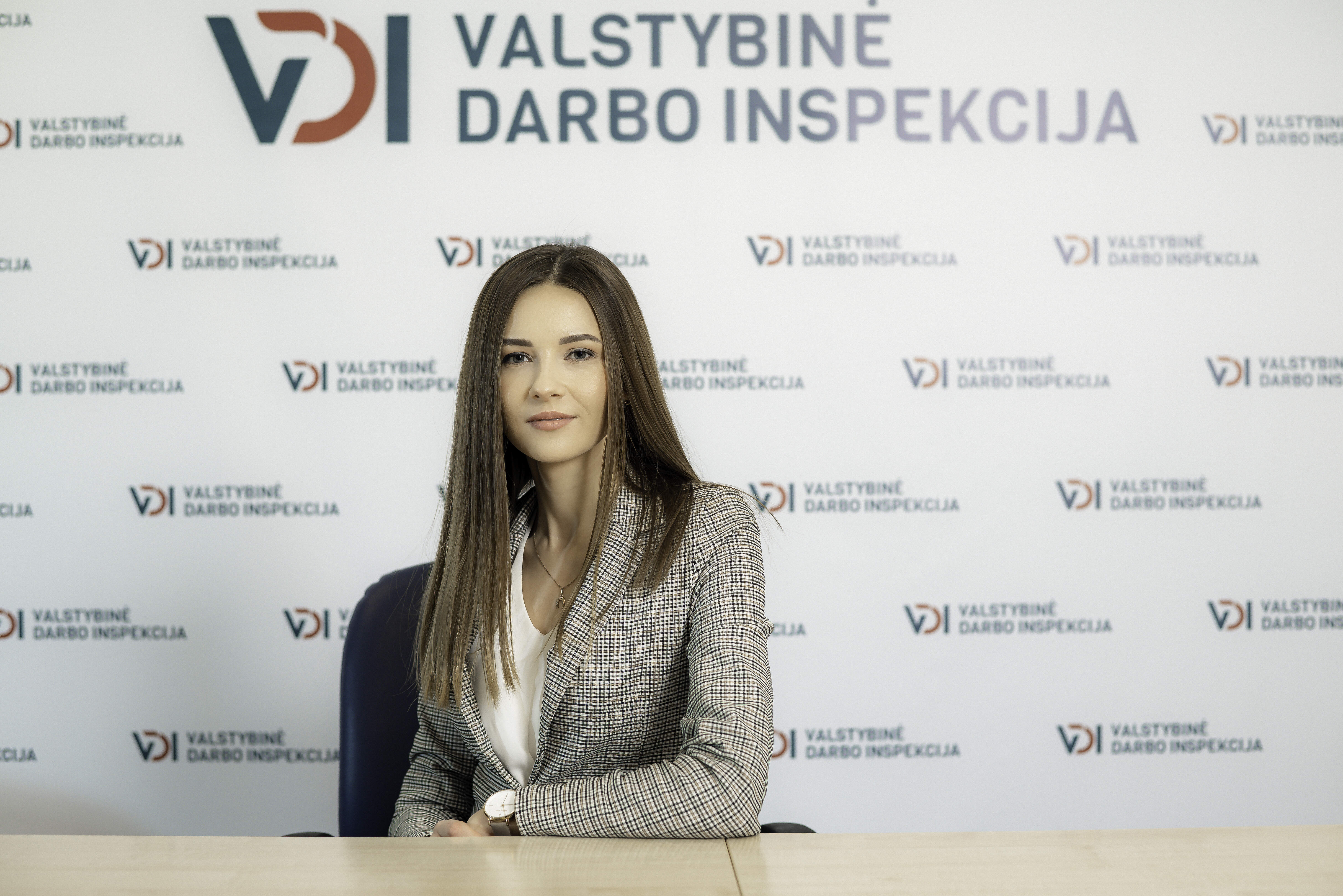 Prieššventinė darbo diena trumpesnė? Štai, kas tau priklauso pagal įstatymą