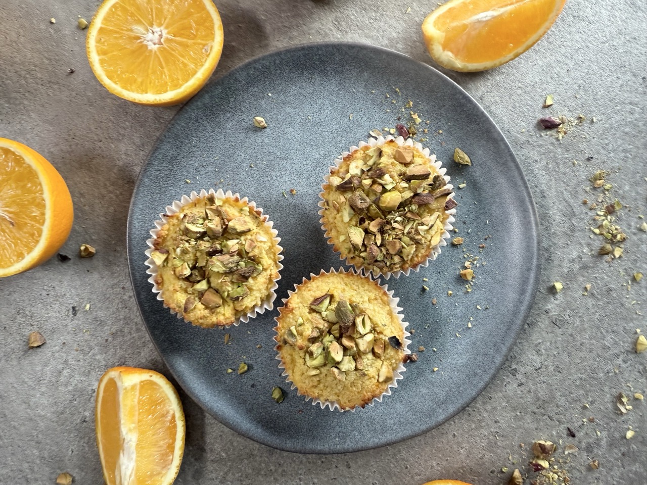 Tokių keksiukų dar neragavote: tinklaraštininkė dalinasi apelsinais dvelkiančiu receptu be glitimo