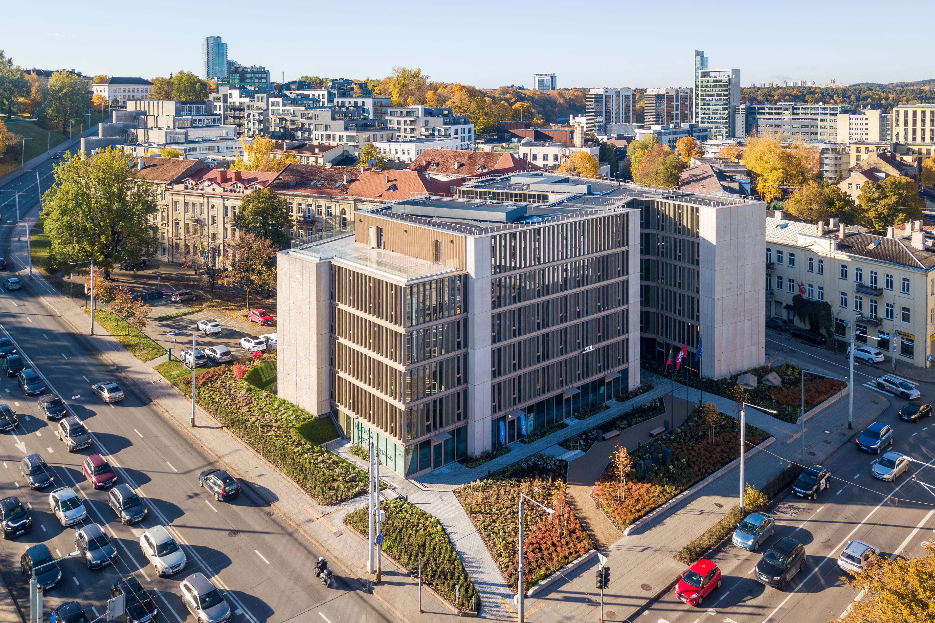 Nuo legendinio baro-restorano iki modernaus biuro: naujame verslo centre Vilniuje išsaugota buvusio pastato istorija