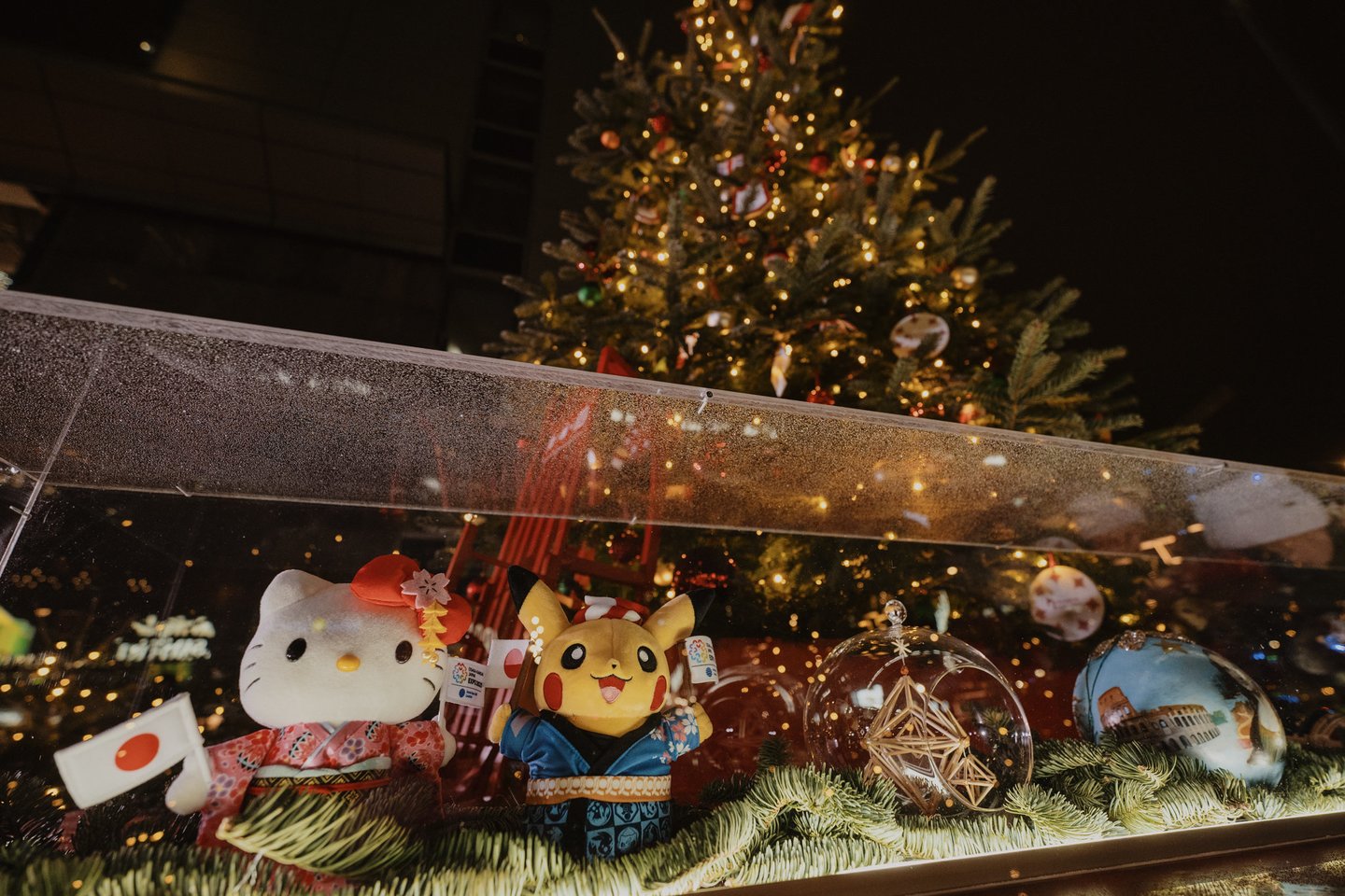 Nepraleiskite: nemokamas kalėdinis renginys Vilniuje su arbata, dainomis ir net 144 eglučių iš viso pasaulio