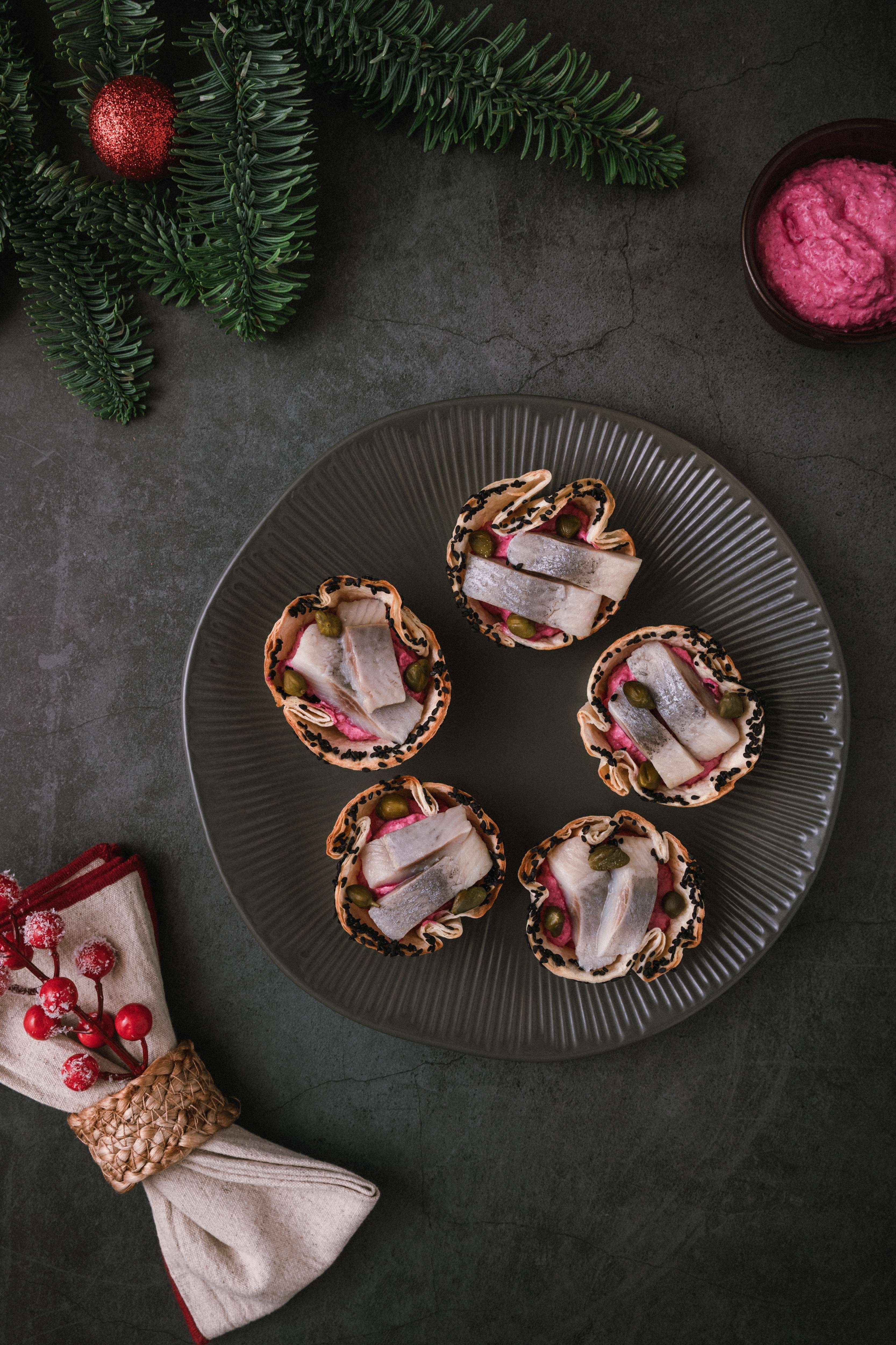 Virtuvės ekspertų šventiniai užkandžiai: 6 estetiški ir lengvai paruošiami receptai Kūčioms ir Kalėdoms