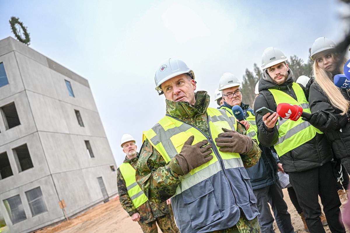 Rūdninkų karinis miestelis Vokietijos brigadai: darbai baigiami 10 mėnesių greičiau!