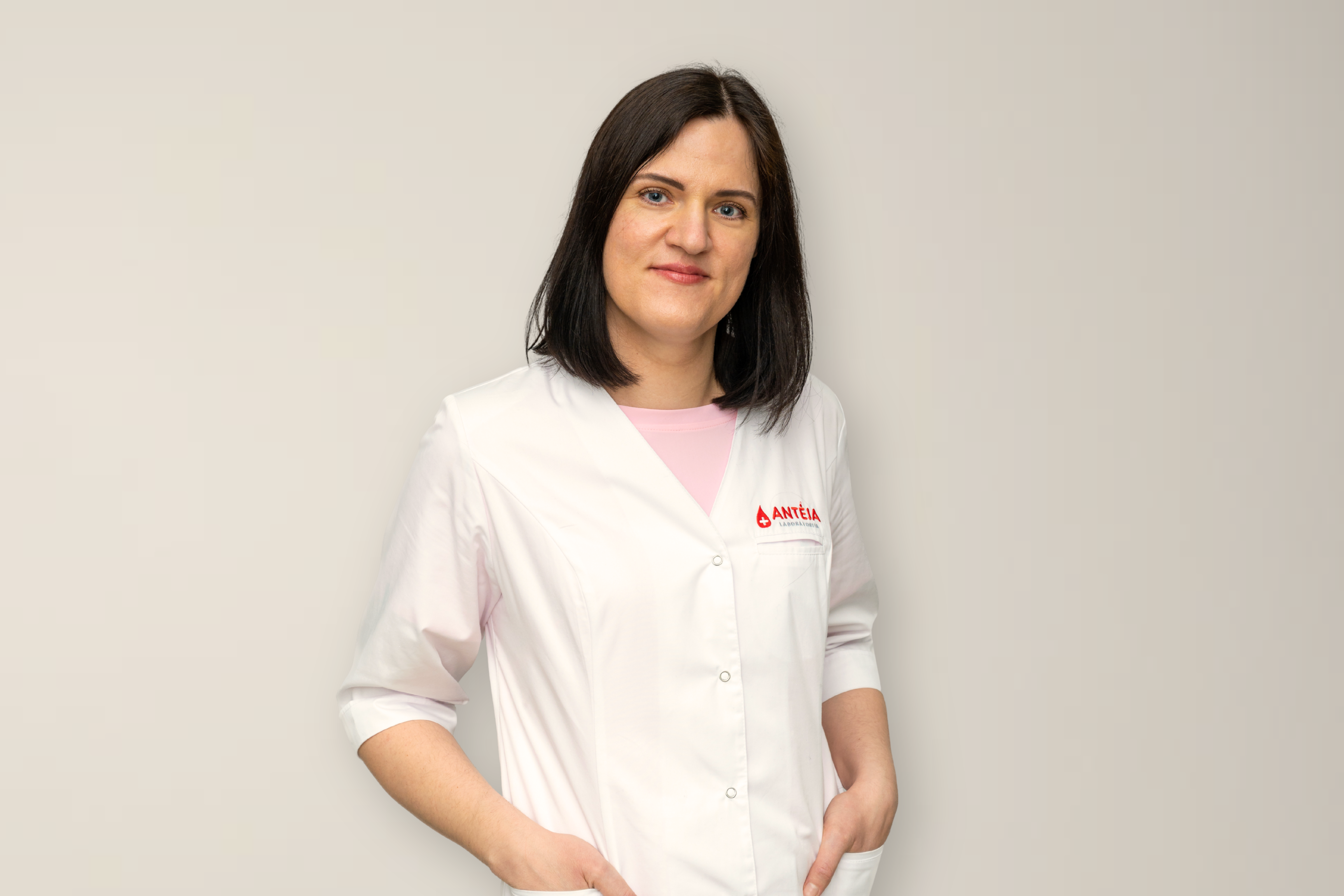 Menopauzė užklumpa anksčiau nei manote: ginekologė pasakė, kas iš tiesų padeda suvaldyti simptomus