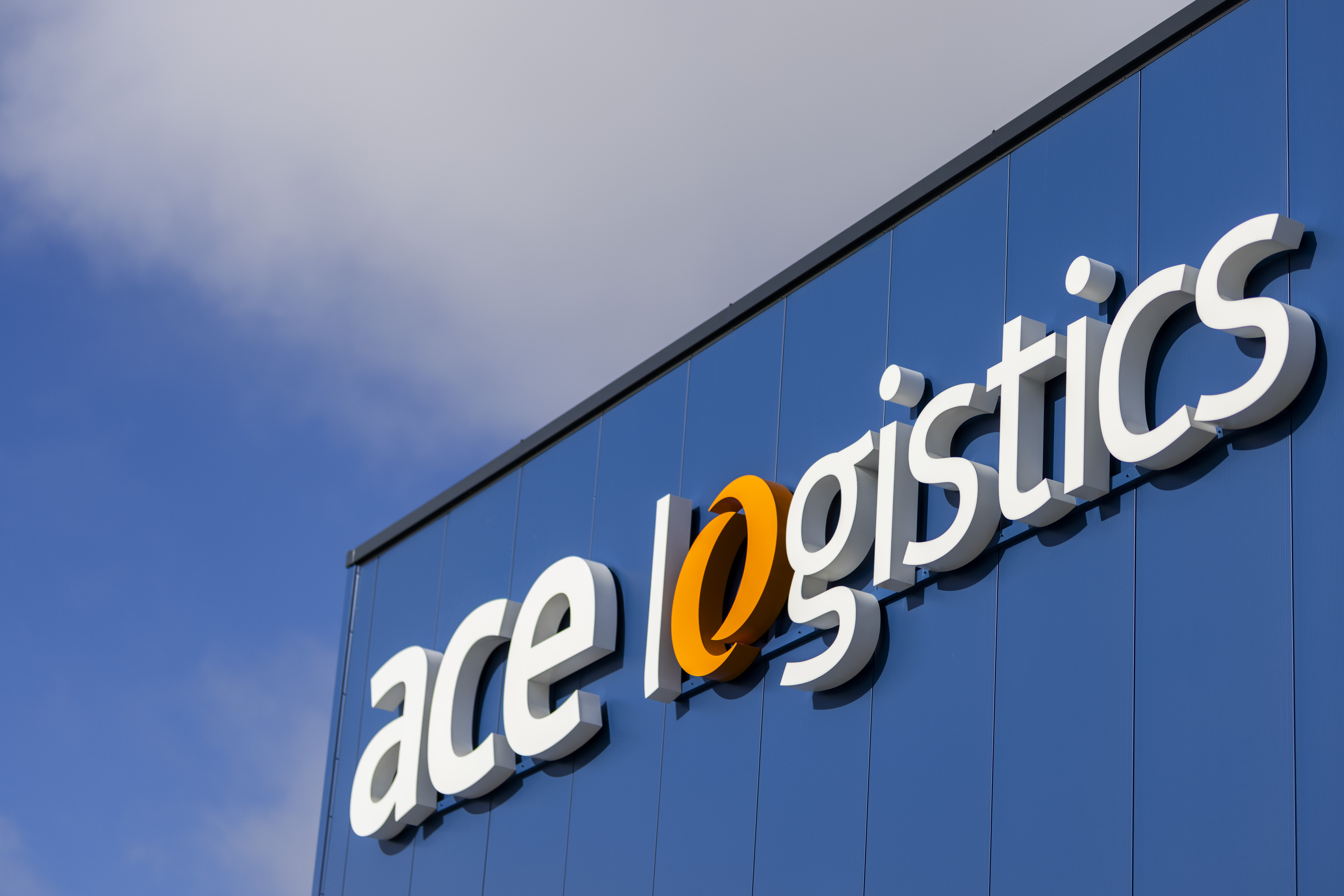 Kaune veiklą pradėjo modernus 7 mln. eurų „ACE Logistics“ terminalas