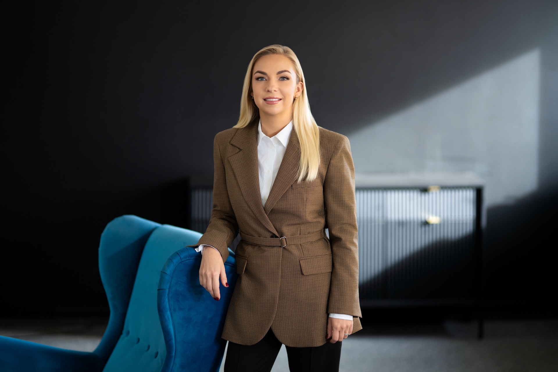 Pasiėmėte 5 000 eurų pensijų pinigų? Ekspertė paskaičiavo, kas geriau: investuoti, grąžinti būsto paskolą ar taupyti