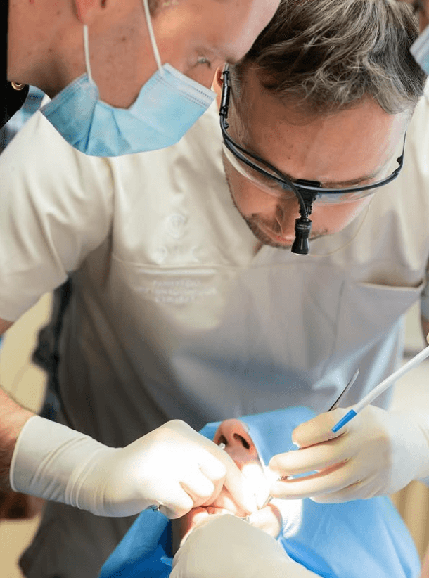 Lithuanian Surgeon Pioneers Next-Gen Dental Implant Tech in Europe